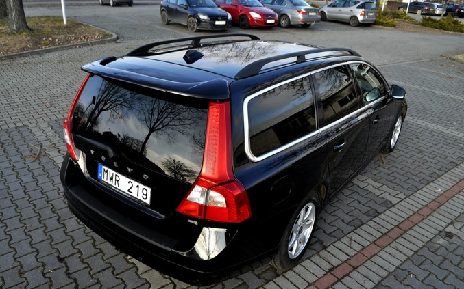 Volvo V70 cena 25900 przebieg: 271000, rok produkcji 2010 z Myszków małe 631